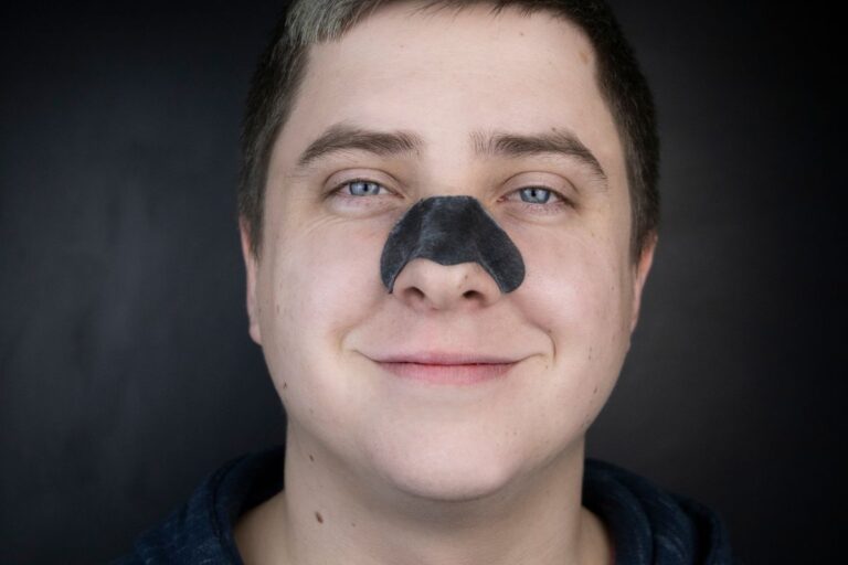 The Truth About Nose Strips: Why They Never Work Like TikTok Shows