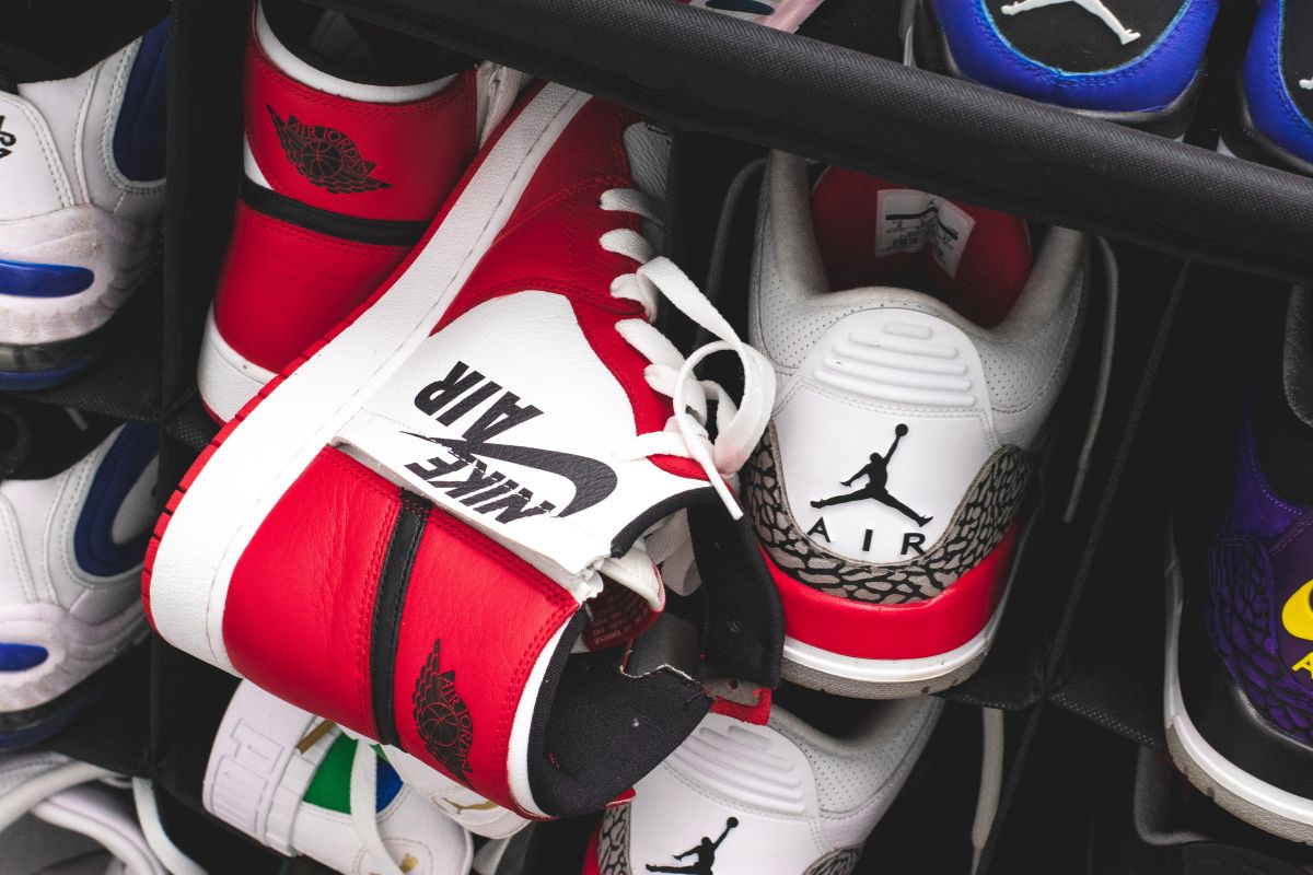 nike competitors