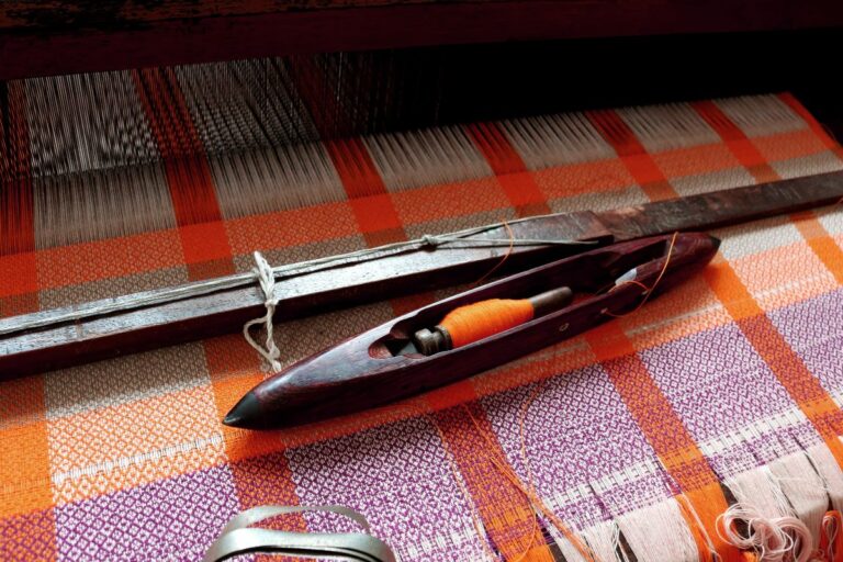 How Handloom Fabric Suppliers Keep Traditional Weaving Alive