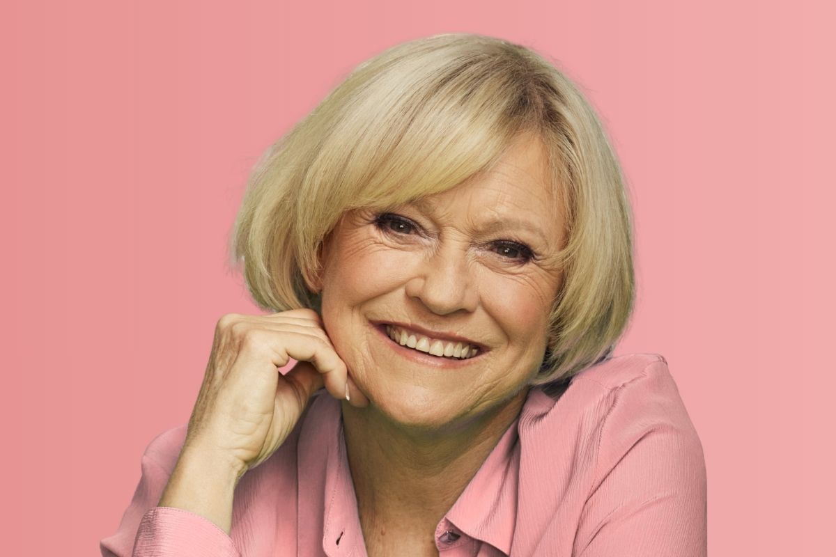 How Old is Sue Barker