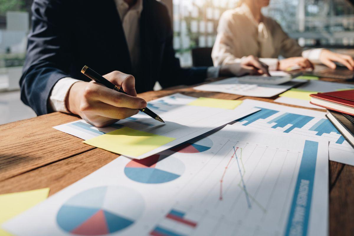 How to Save More Money by Understanding Business Rates in the UK